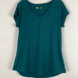 NWOT Xersion forest green short sleeved tee Lg